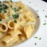 Effortless One-Pot Creamy Garlic Pasta: A Delicious Classic