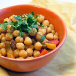 Hearty Moroccan Chickpea Stew: A Taste of Tradition
