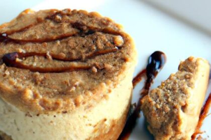 Tiny Vegan Biscoff Cheesecakes: Creamy Plant-Based Bliss