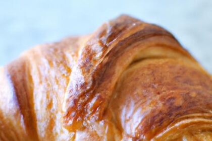 Flaky & Buttery: Your Ultimate Homemade Croissant Guide