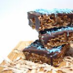 Quick & Easy 4-Ingredient Protein Bars You Can Make Today