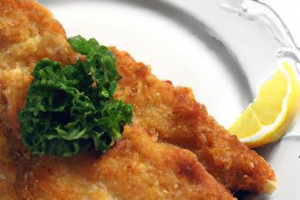Crisp and Classic: Mastering Authentic German Schnitzel