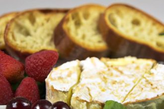 Decoding French Brie: Tasting Notes and Perfect Wine Pairings